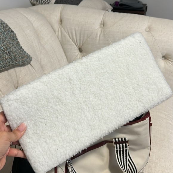 Adorable small pet carrier - Picture 6 of 10